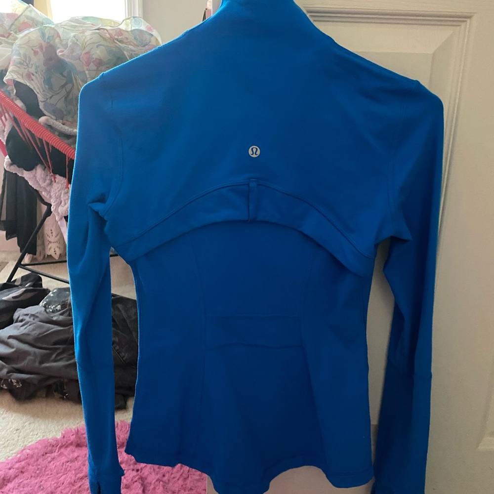 lulu define jacket!